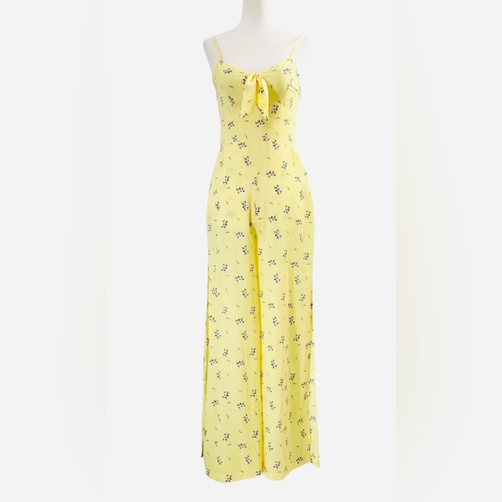Love, Fire yellow floral Jumpsuit 💛 NEW WITH TAGS!